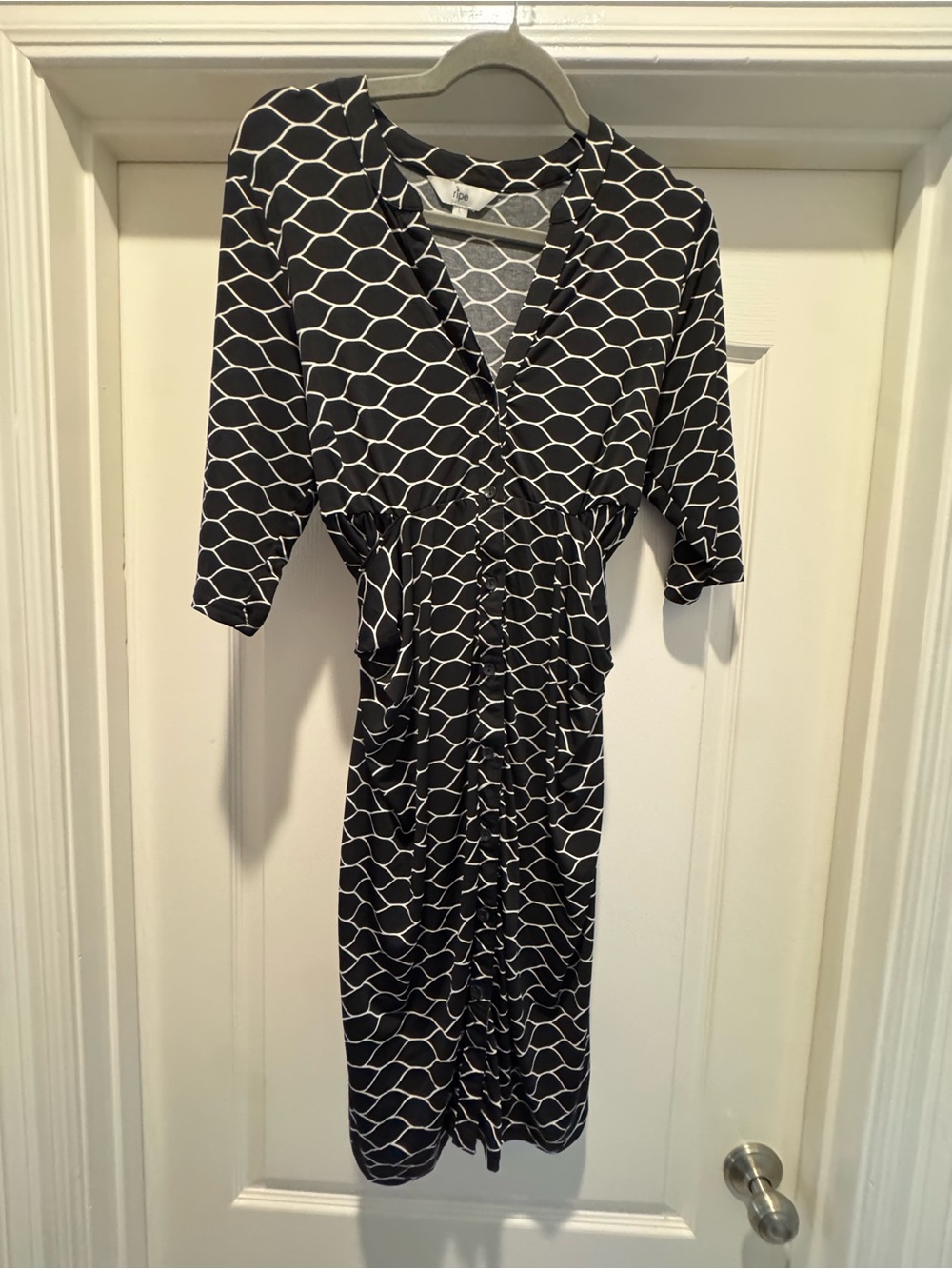 Ripe Sz L Women’s Maternity Black & White Dress